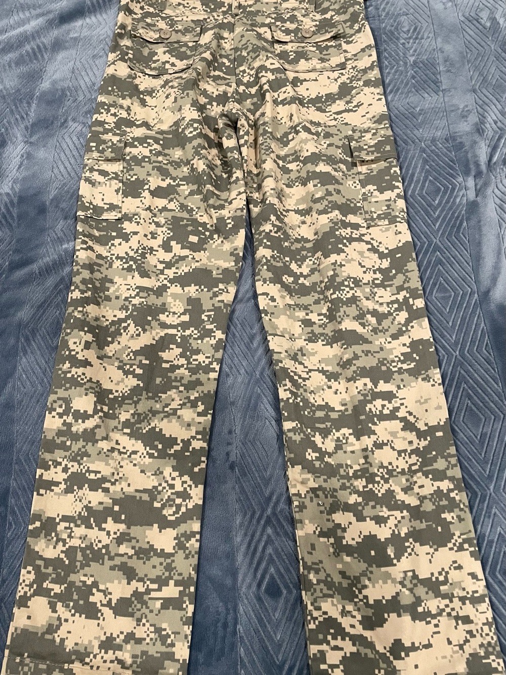 Rothco Kids Digital Camo Cargo Pants in Green and Tan - Picture 5 of 5